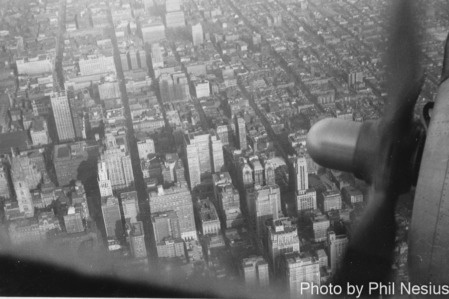 New York city for Autoshow, 1953 / 274K_0017 / 