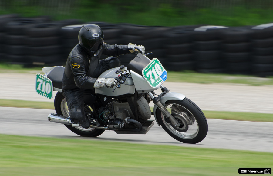 Craig Chawla on the BMW #710 in turn 9 / DSC_5530 / 4