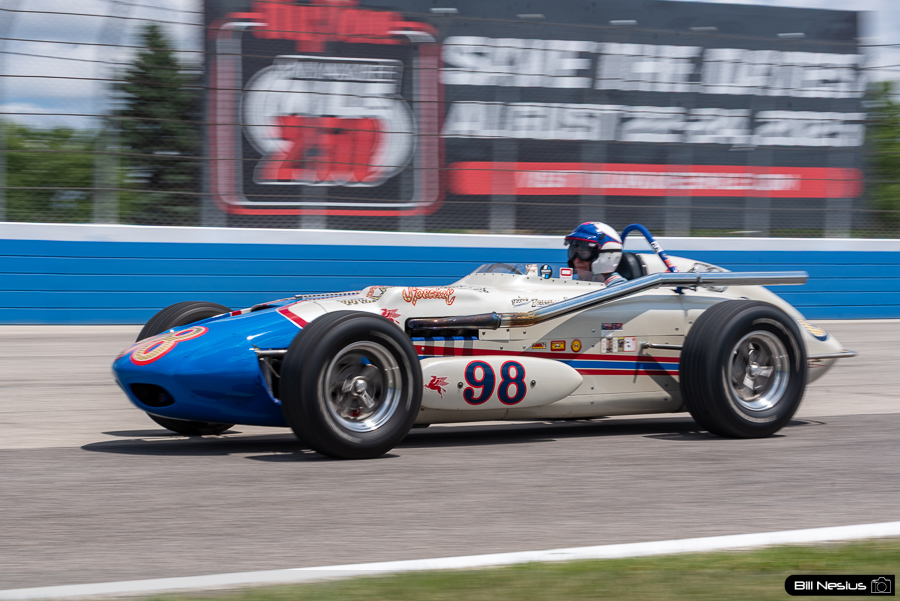1963 Watson Roadster - Willard Battery Agajanian Special Replica Number 98  / IMG_8696 / 2