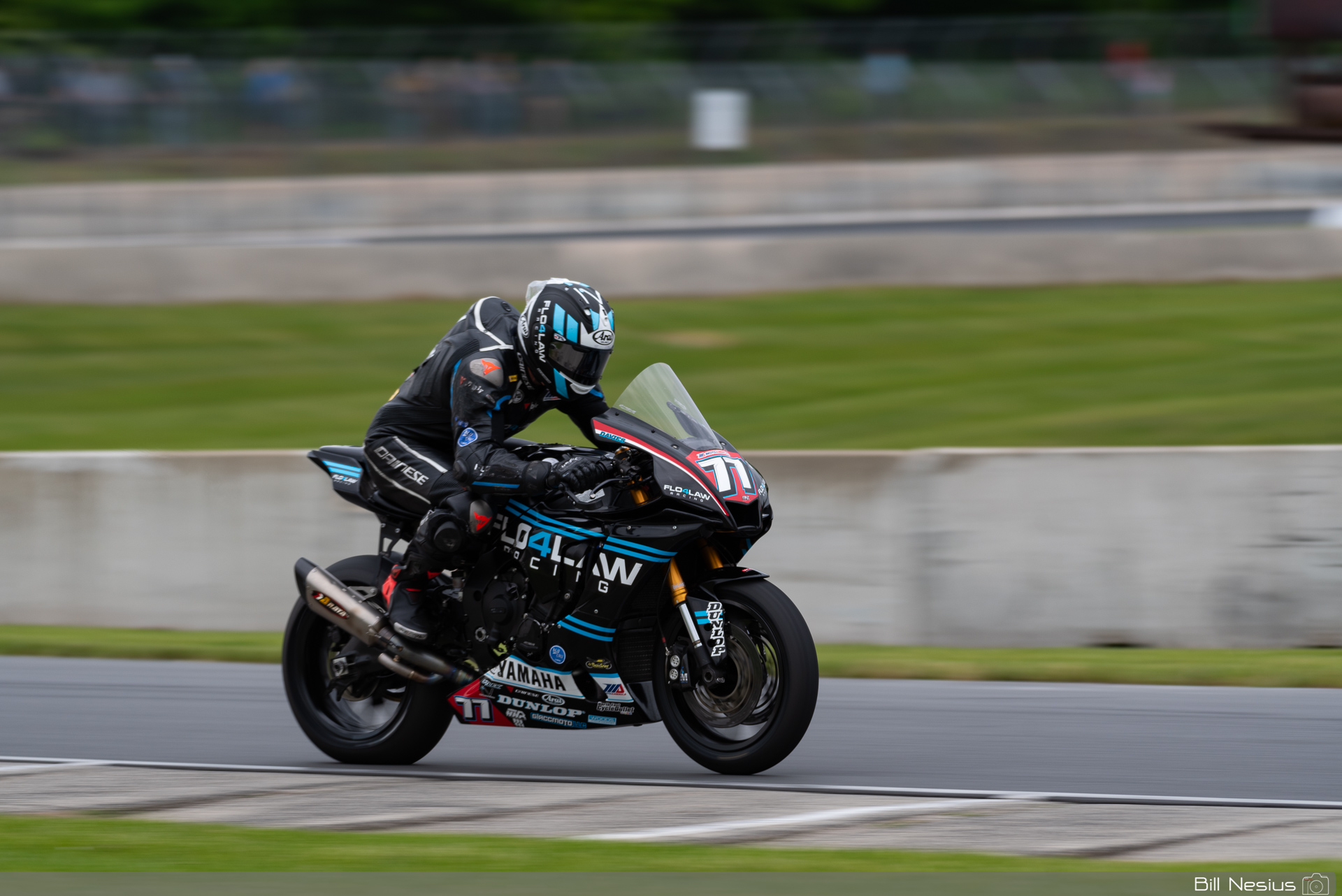 Bobby Davies on the Number 77 FLO4LAW Racing Yamaha YZF-R1 / DSC_2629 / 3