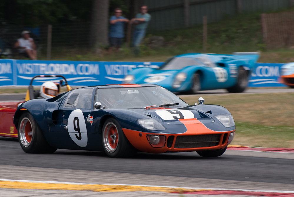 Chris MacAllister driving a 1966 Ford GT40 in turn 6 Road America, Elkhart Lake, WI  ~  DSC_0868