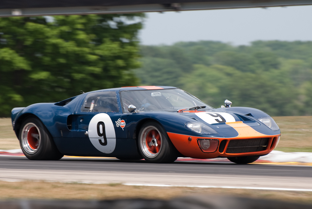 Chris MacAllister driving a 1966 Ford GT40 in turn 6 Road America, Elkhart Lake, WI  ~  DSC_0913
