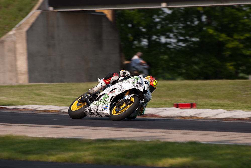 Ricky Parker on the No 96 Yamaha YZF-R6 in turn 6, Road America, Elkhart Lake, WI