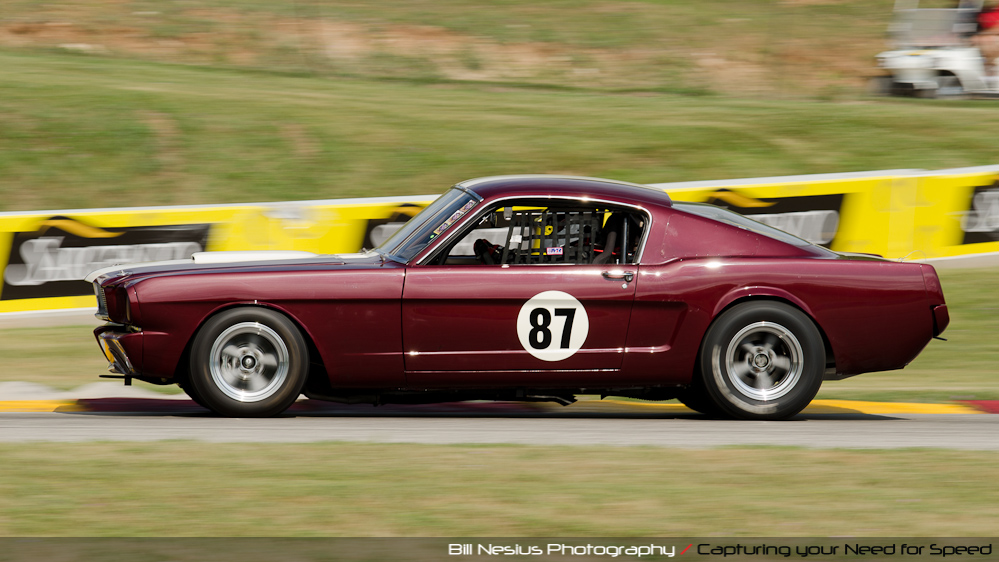 1965 Ford Mustang #87 at the Hawk, Road America, Elkhart Lake WI in turn 7 / DSC_8020