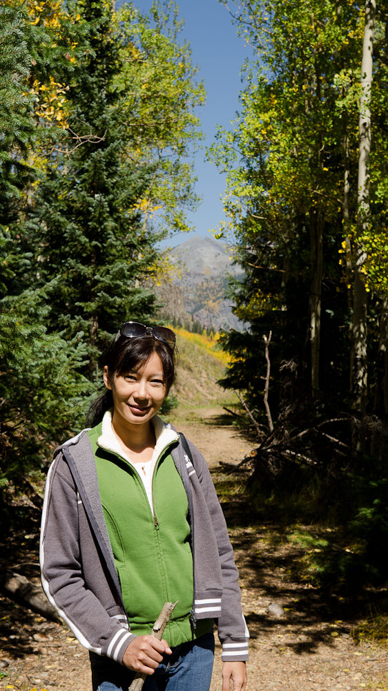Sutaya on Trail near Crystal Lake  ~  DSC_4582