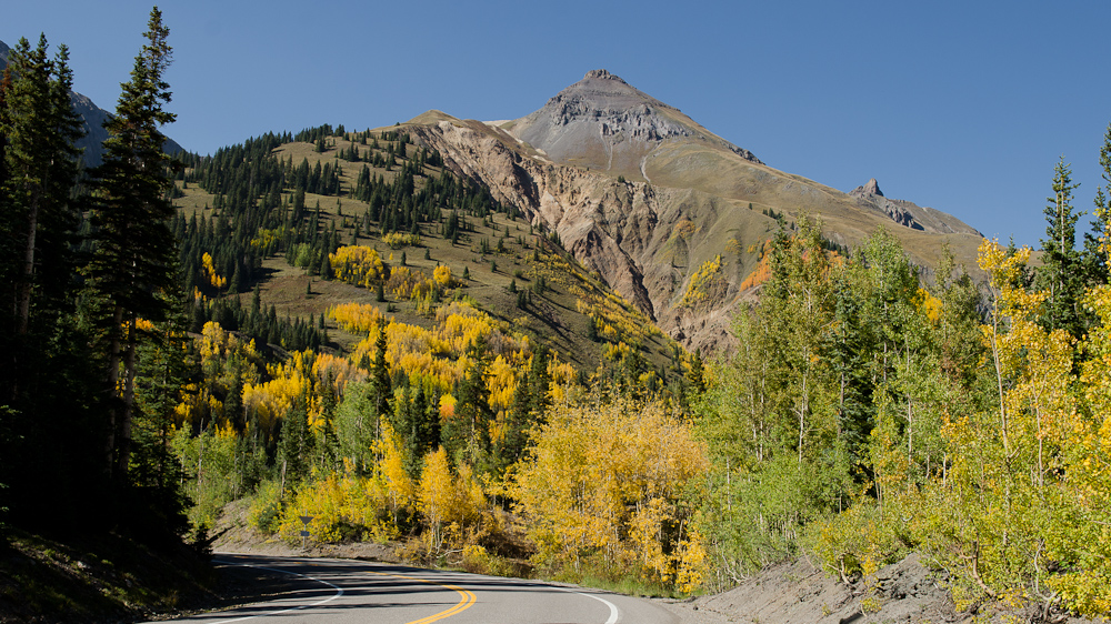 Hwy 550 between Ouray and Red Mountain pass  ~  DSC_4722