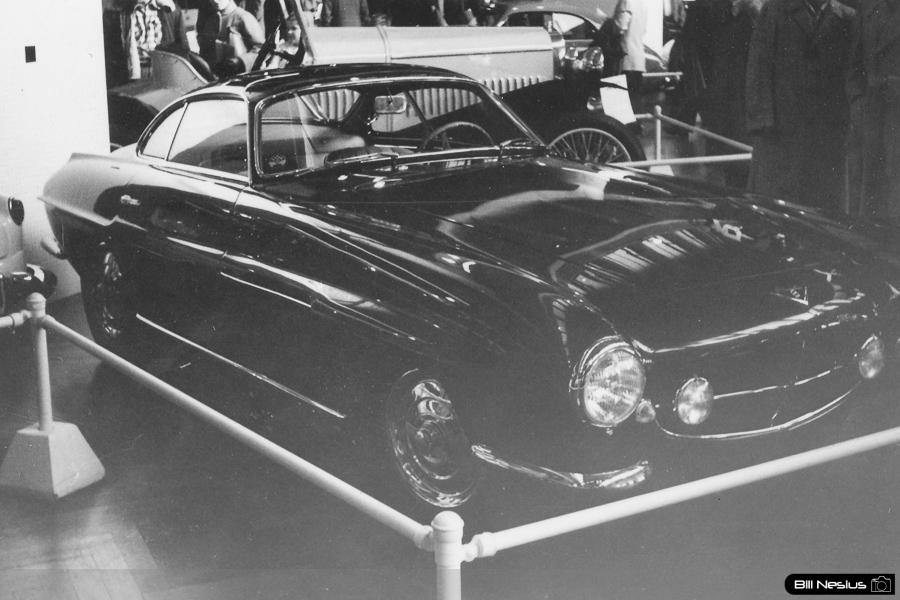 At New York Autoshow 1955 / 114L_0022 / 
