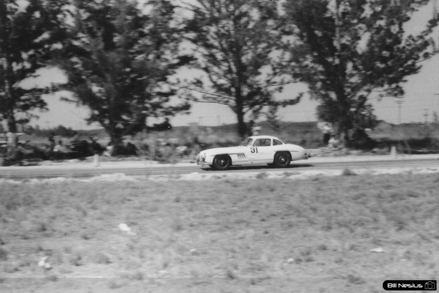 Mercedes 300SL driven by Woodnorth / Makins at Sebring March, 13 1955 / 114L_0035 / 