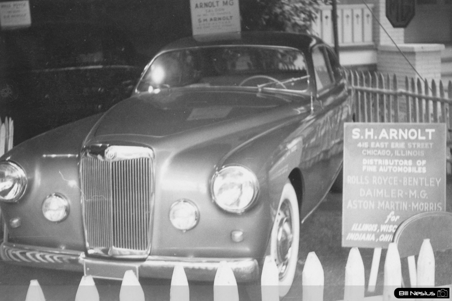 Arnolt MG showing at Elkhart Lake, WI September 1952 / 137E_0018 / 