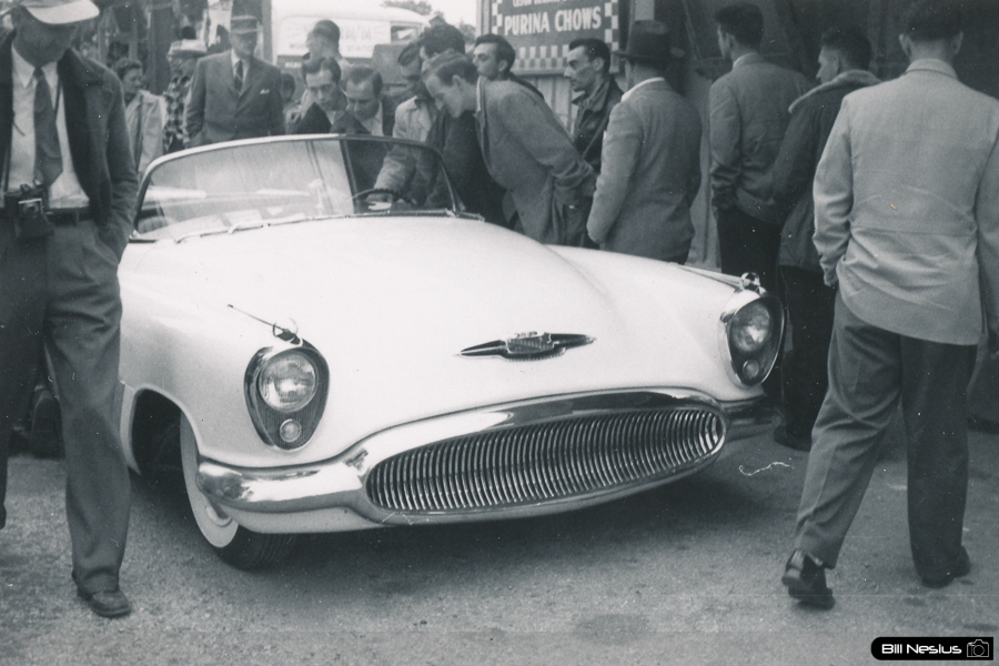 Buick XP300 show car at Elkhart Lake, WI September, 1952 / 137E_0029 / 