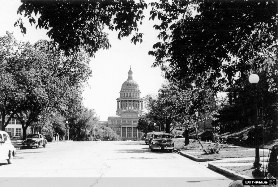 Texas State Capital from Congress St. APR 15 1952 / 164E_0012 / 