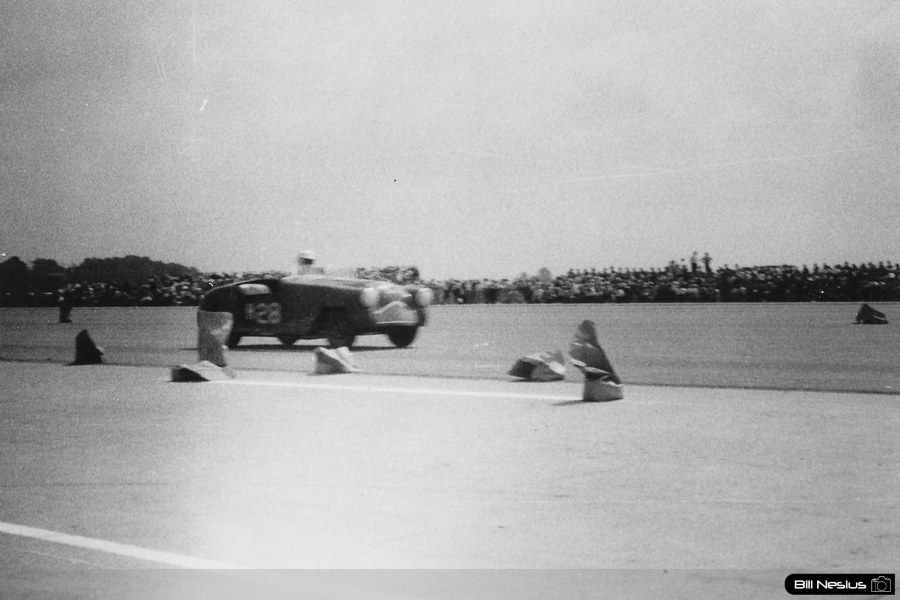 Crosley Super Sport Number 28 driven by John Brooks at Lockbourne AFB August 1953 / 493K_0022 / 