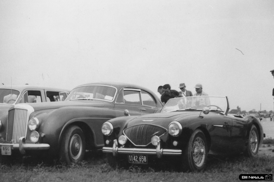 Dads Austin Healey 100/4 parked next to Briggs Cunningham Bentley Continental BC4A at Lockbourne AFB August 1954 / 677L_0009 / 