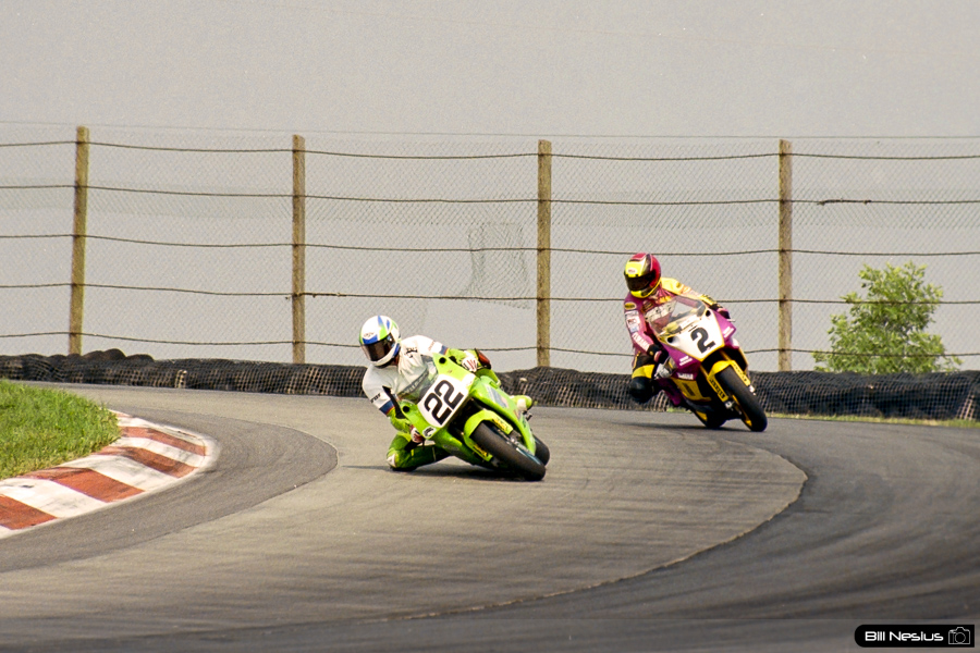 Scott Russell on the Number 22 Kawasaki ZX-7R and Jamie James on the Number 2 Vance & Hines Yamaha FZR750R / FLM_7792 / 3