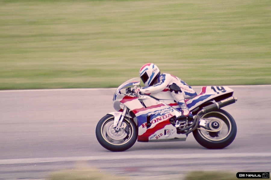 Freddie Spencer on the Number 19 Two Brothers racing Honda RC30 / FLM_7584 / 2