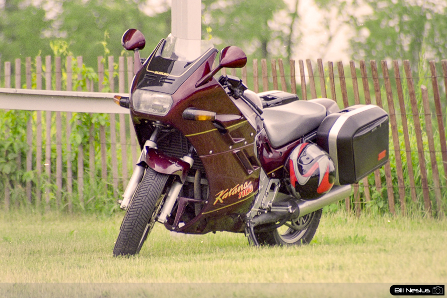 1988 Suzuki Katana 1100 with saddlebags / FLM_7599 / 