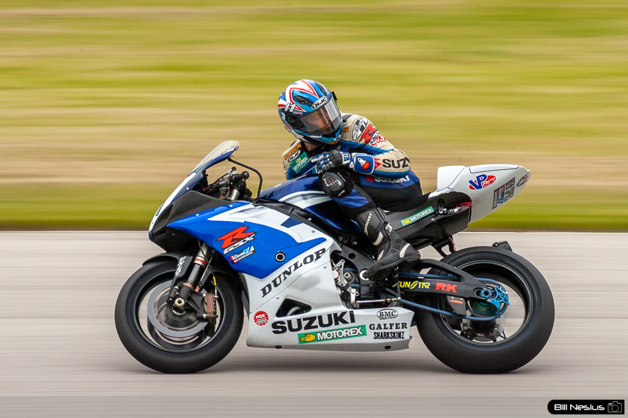 Ben Spies on the Number 11 Yoshimura Suzuki GSX-R1000 / DSC_4836 / 