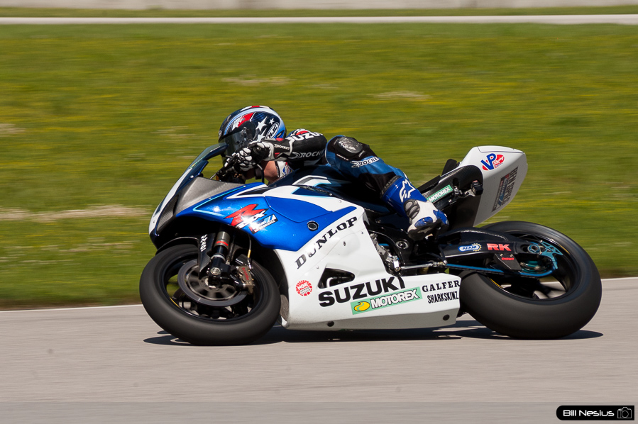 Ben Spies on the Number 11 Yoshimura Suzuki GSX-R1000 / DSC_1161 / 3