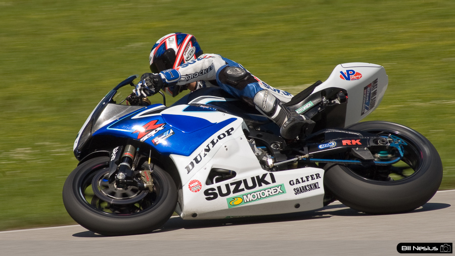 Mat Mladin on the Number 1 Yoshimura Suzuki GSX-R1000 / DSC_1186 / 3