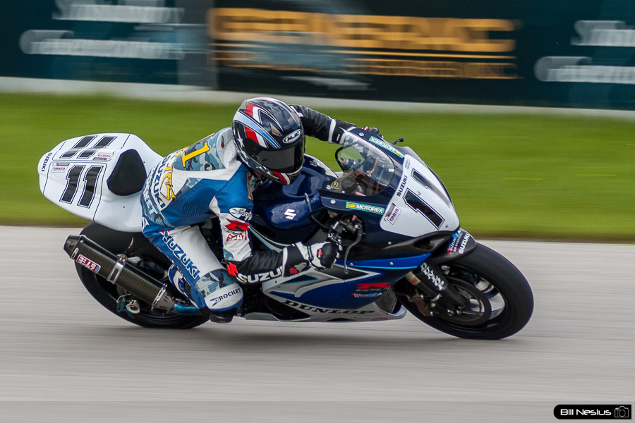 Ben Spies on the Number 11 Yoshimura Suzuki GSX-R1000 / DSC_1328 / 3