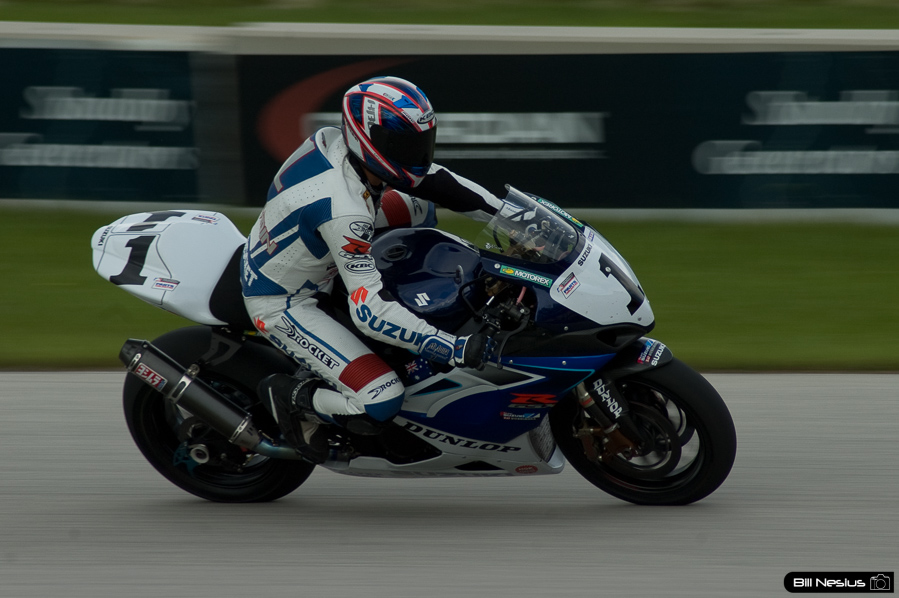 Mat Mladin on the Number 1 Yoshimura Suzuki GSX-R1000 / DSC_1335 / 2