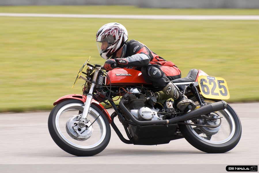 STEVE FRINK (No.625) on a 70 Honda in the bend at Road America, Elkhart Lake, WI / DSC_4059 / 4