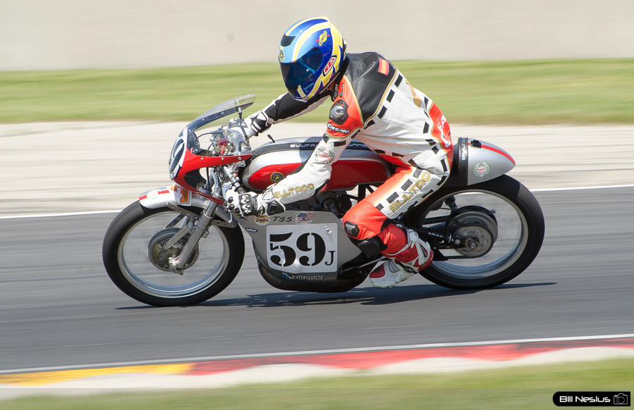 Bultaco Number 59J in the bend. Road America - AHRMA - 2017 / DSC_4165 / 4