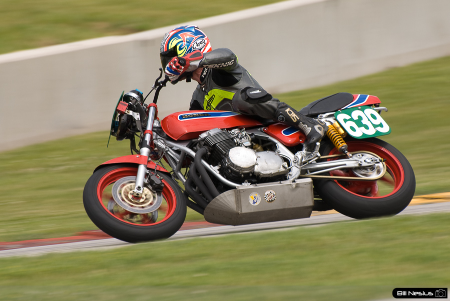 MICHAEL HODGSON (No.639) on a 75 Honda in turn 7 at Road America, Elkhart Lake, WI / DSC_4331 / 4