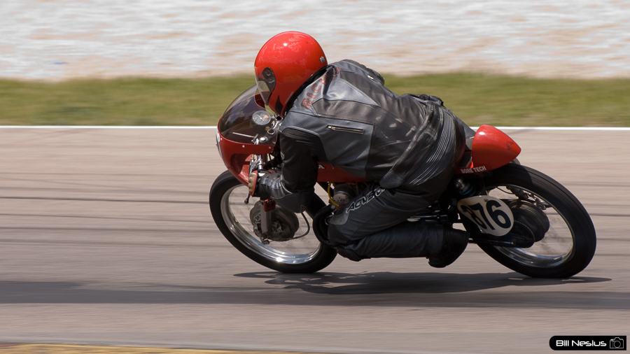 RICHARD RICHTER (No.876) on a 70 Honda in turn 7 at Road America, Elkhart Lake, WI / DSC_4417 / 4