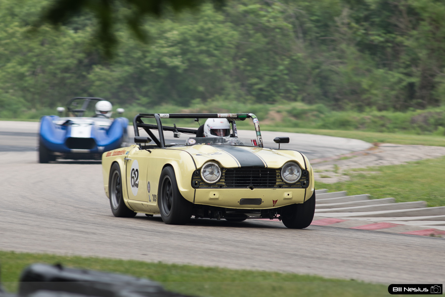 Triumph TR4 #62 / DSC_2626 / 3