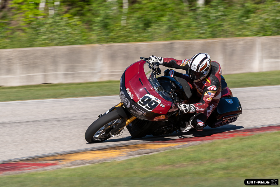 Jeremy McWilliams on the Number 44 Mission Foods/S&S Cycle/Indian Challenger Team Indian Challenger / IMG_4652 / 4