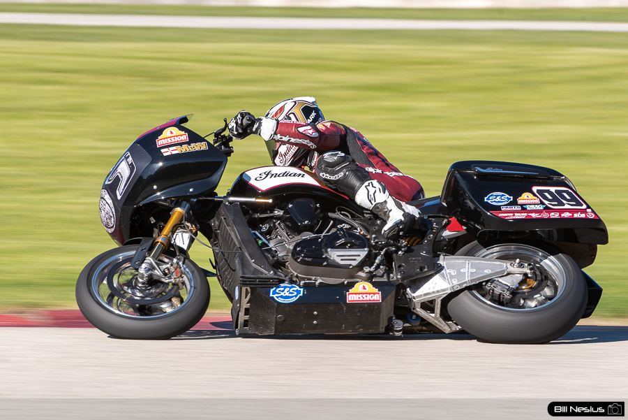 Jeremy McWilliams on the Number 44 Mission Foods/S&S Cycle/Indian Challenger Team Indian Challenger / IMG_4699 / 3