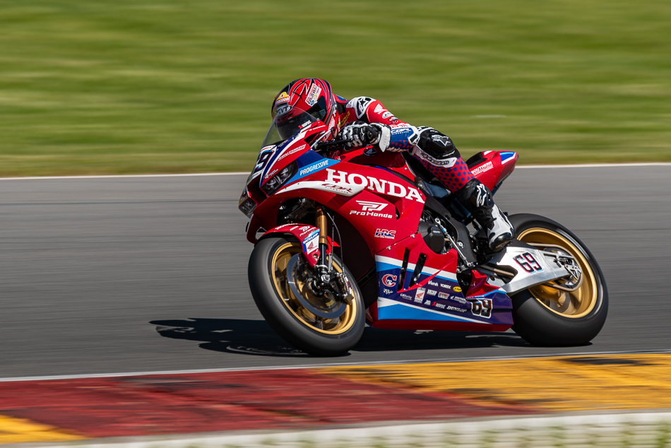 Hayden Gillim on the Number 69 Real Steel Honda CBR1000RR-R SP - IMG_0752 / 3
