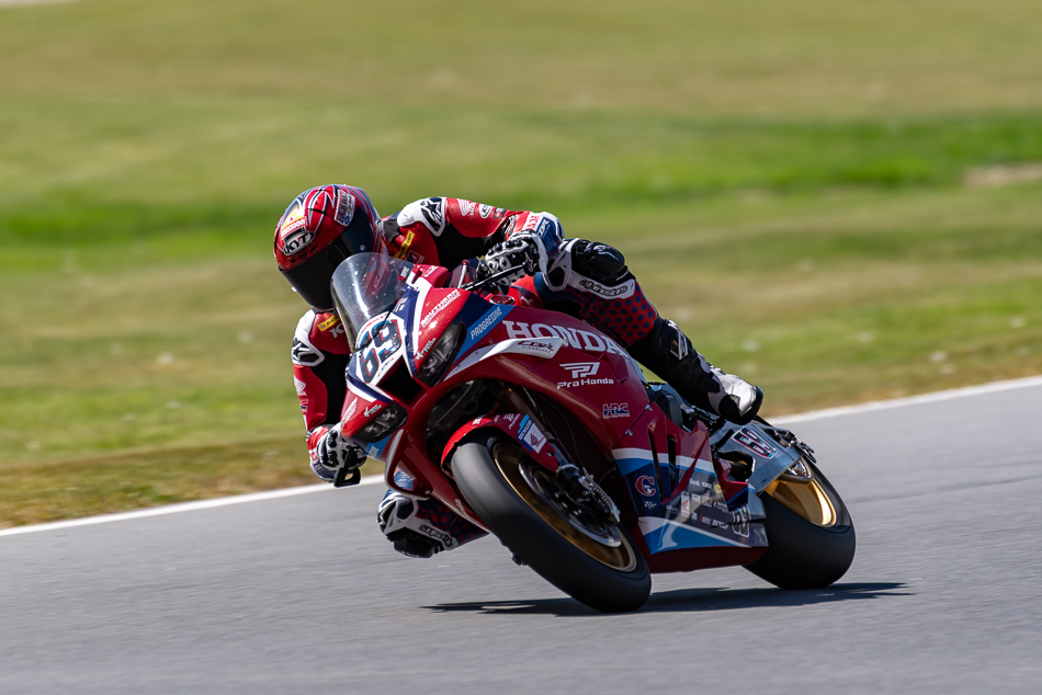 Hayden Gillim on the Number 69 Real Steel Honda CBR1000RR-R SP - IMG_3014 / 3