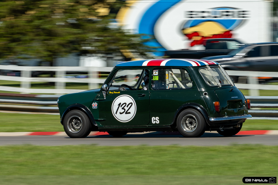 1960 Morris Mini Number 132 - DSC_1424 / 3